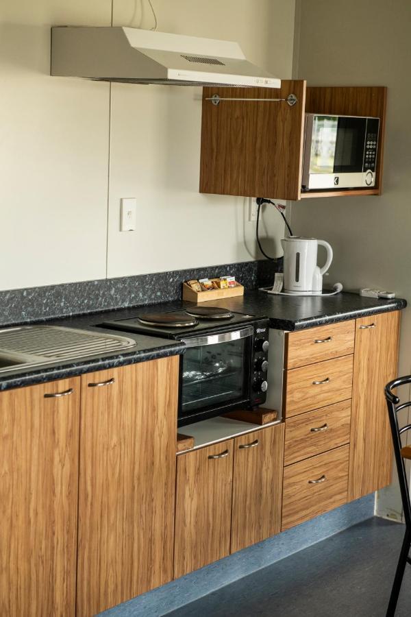 Rangiora Eco Holiday Park Fernside 外观 照片