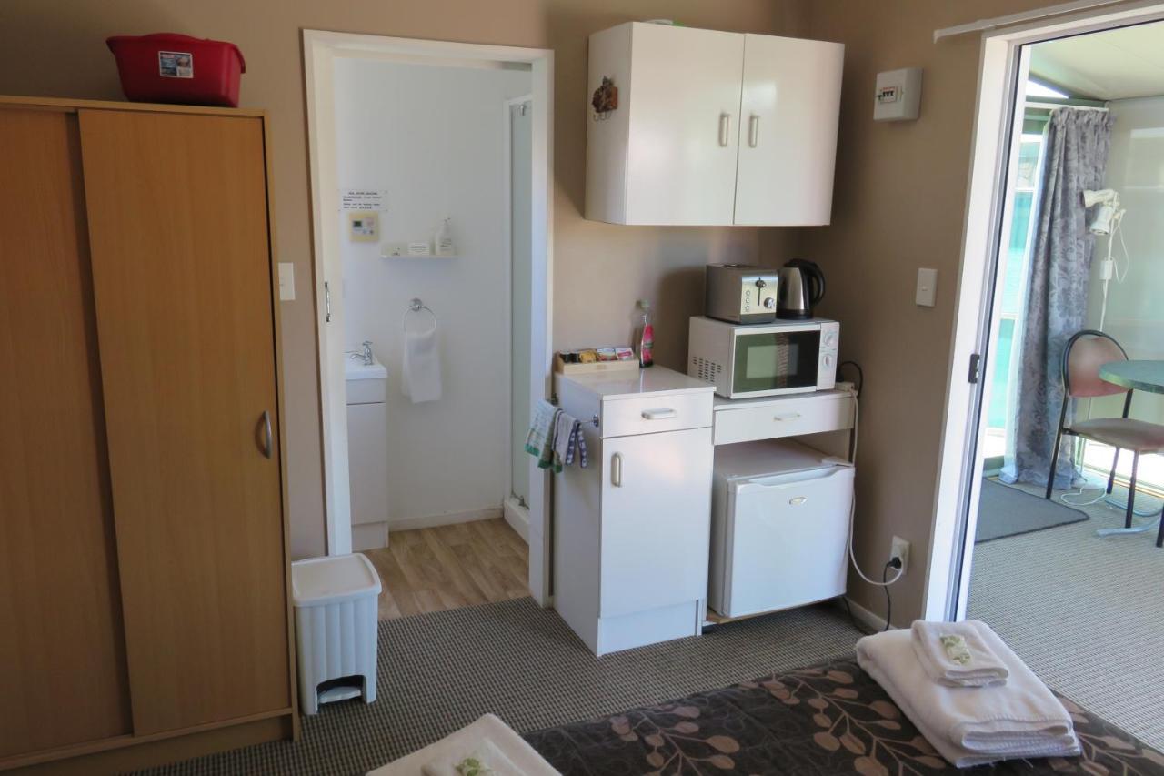 Rangiora Eco Holiday Park Fernside 外观 照片