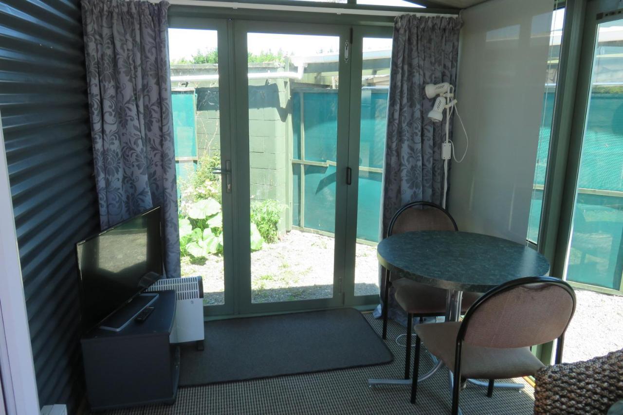 Rangiora Eco Holiday Park Fernside 外观 照片